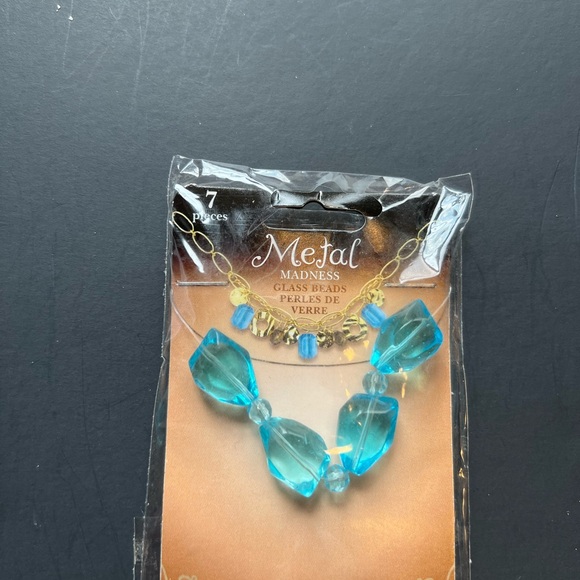 3 packs of glass beads with a pendant. Color Turquoise - Picture 6 of 6